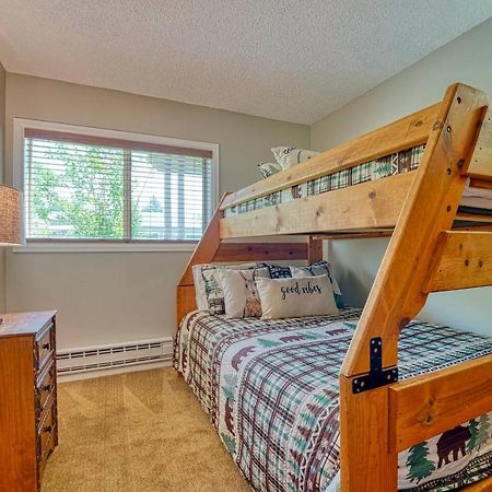 Riverfront Family-Friendly Condo Эйвон Экстерьер фото